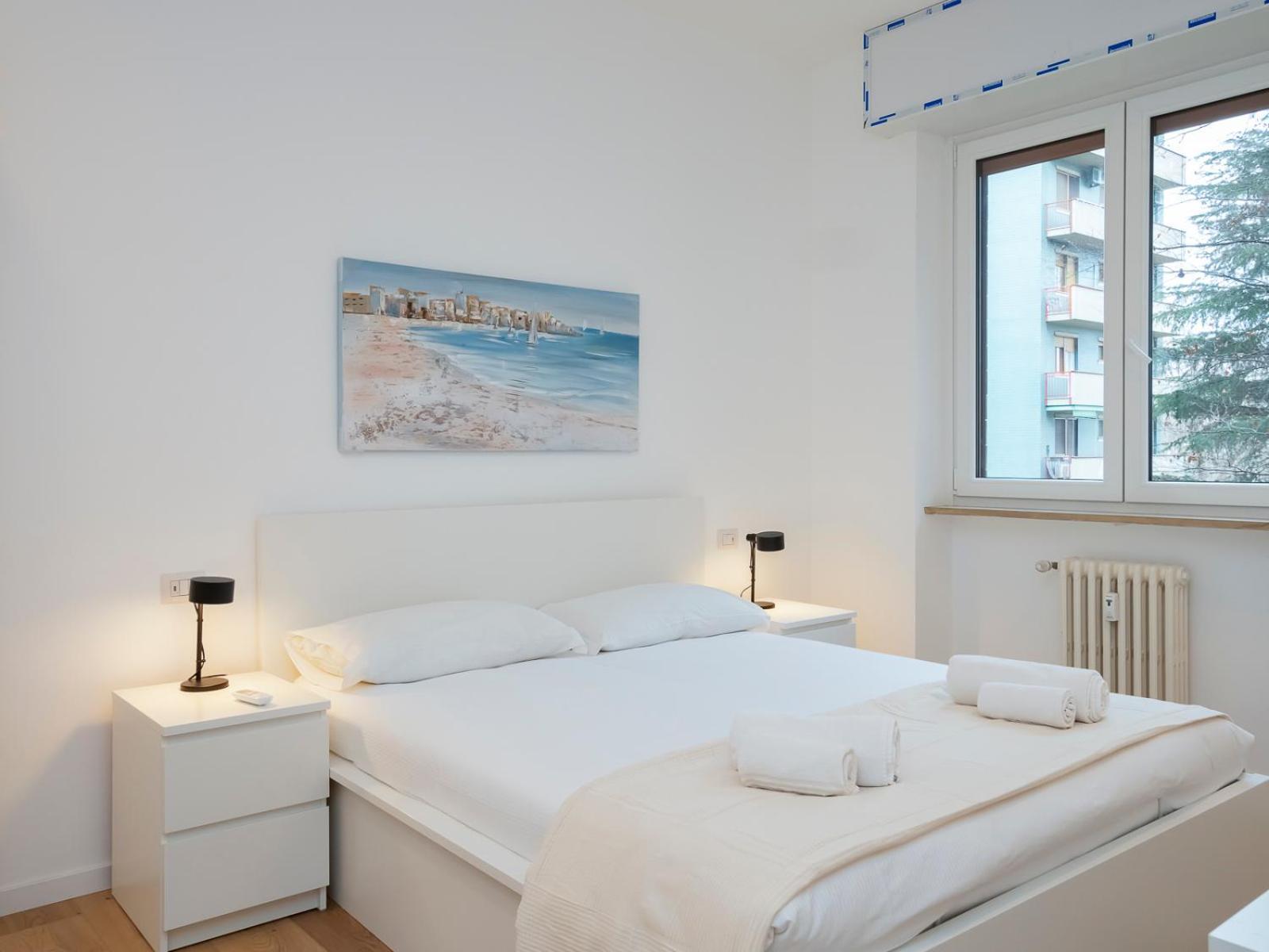 Ihost Flat - Giambellino 131-1 *